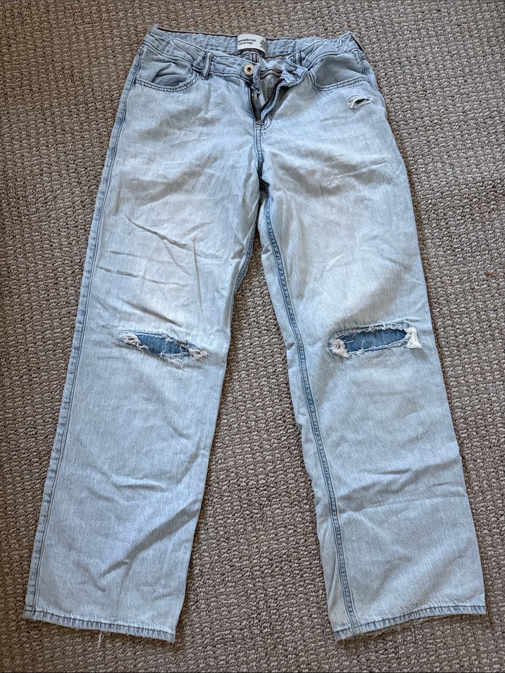 Abercrombie Kids Size 17/18 Light Blue Distressed Baggy Jeans